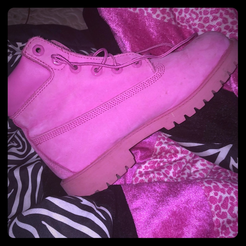 Pink Timberlands (timbs) pink sole